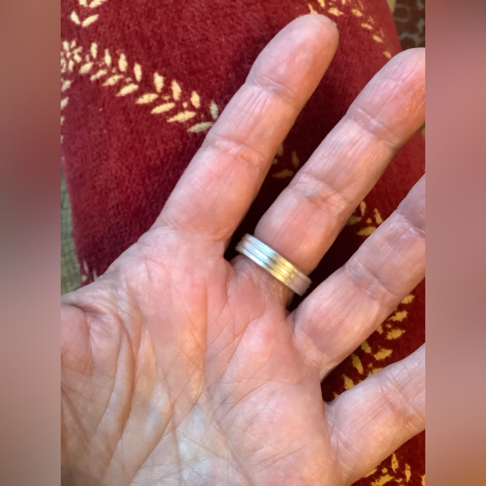 Ring, size 7 - Picture 7 of 10